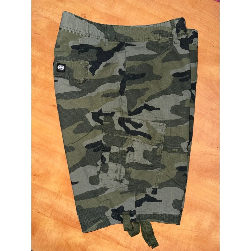Ecko Unltd Mens Camo Cargo Shorts Size 38 Green Woodland Ripstop Utility Y2K